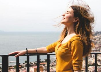 7 Kebiasaan Kecil untuk Menciptakan Hidup yang Tenang dan Bahagia