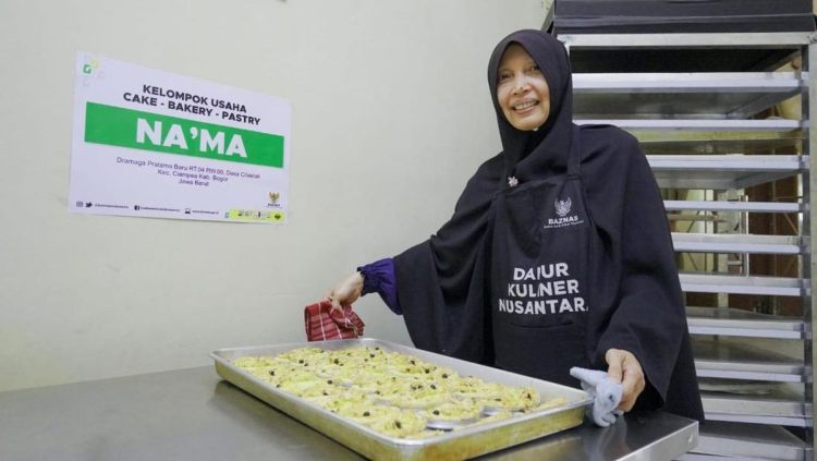 Program BMD Baznas Dukung Bisnis Kue Mustahik Raih Omzet Rp27 Juta