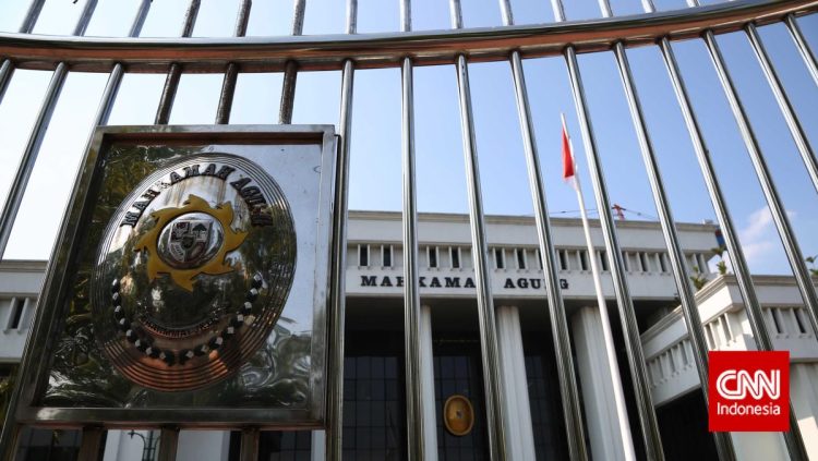 Ketua MA Mendapat Pelat Nomor Khusus MA 1 Sebagai Pengganti RI 8