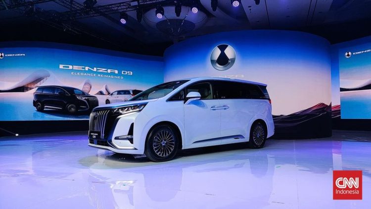 Penjualan Denza D9 Juli 2025 Turun, Namun Tetap Unggul dari Alphard