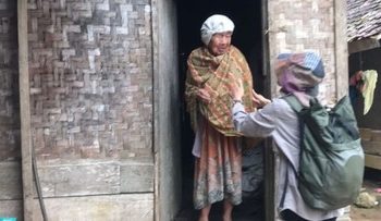 Penduduk Tertua di Indonesia Menurut Data Dukcapil Selama Seabad Lebih