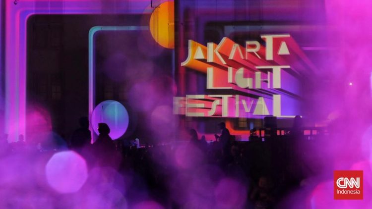 Keindahan Instalasi Cahaya di Festival Cahaya Jakarta 2025