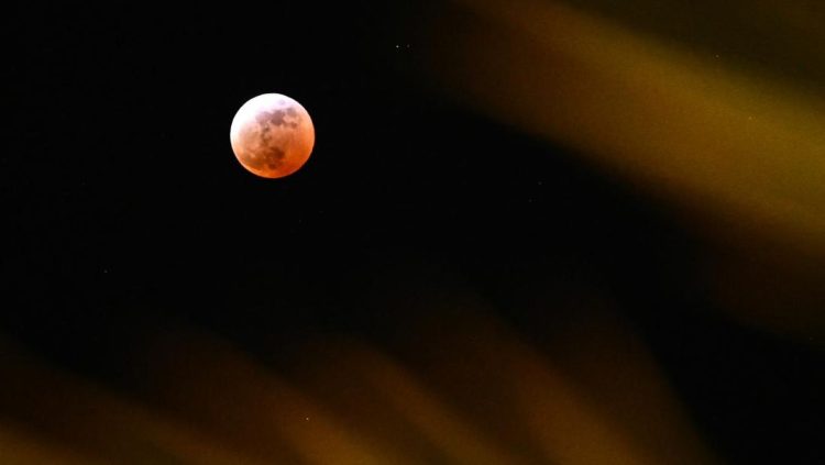 Fenomena Super Blood Moon 7 September di Indonesia dan Cara Melihatnya