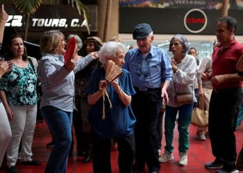 Lantai Dansa Menjadi Hiburan untuk Lansia di Venezuela
