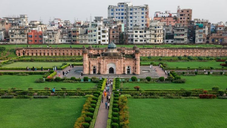 Menemukan Keindahan Tersembunyi di Kota Dhaka Bangladesh