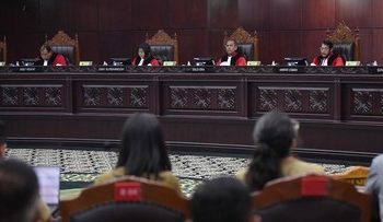 Jurnalis dan Seniman Gugat Pasal UU PDP karena Berisiko Kriminalisasi