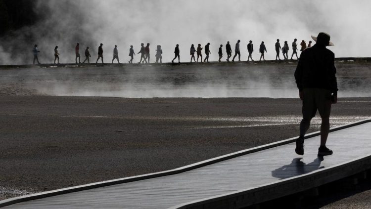 Jalan Sunyi Tanpa Ujung di Nyalang