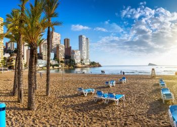 Pantai Wisata Spanyol Ditutup Karena Penemuan Siput Berbisa