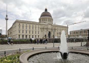 Kota-Kota Eropa yang Memanjakan Turis dengan Hadiah Menarik