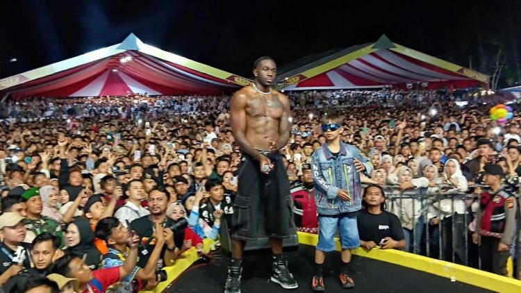 Rapper Melly Mike dan Dhika ‘Aura Farming’ Akhiri Pacu Jalur 2025