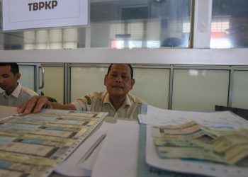 Bolehkah Bayar Pajak Kendaraan Satu Hari Terlambat Setelah Tanggal Merah?