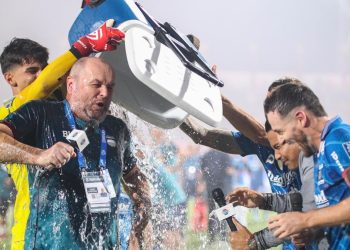 Bojan Puas Kluivert Memilih Marc Klok Menjadi Pemain Utama