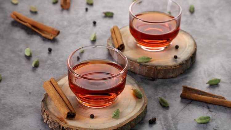 Manfaat Luar Biasa Air Rebusan Kayu Manis bagi Kesehatan