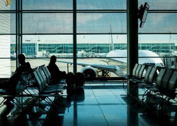 Penumpang Pesawat Mengamuk Setelah 2 Hari Terjebak, Hampir Terjadi Kerusuhan Besar