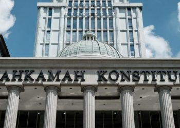 MK Tolak Uji Formil UU TNI, Koalisi Sipil Siapkan Draf Uji Materi