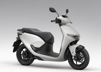 Diskon Besar Meningkatkan Penjualan Motor Listrik CUV e Laris