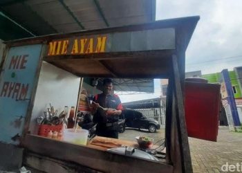 Makna Di Balik Warna Gerobak Mie Ayam yang Perlu Kamu Tahu