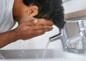 7 Alasan Pria Perlu Skincare untuk Memelihara Kesehatan Kulit