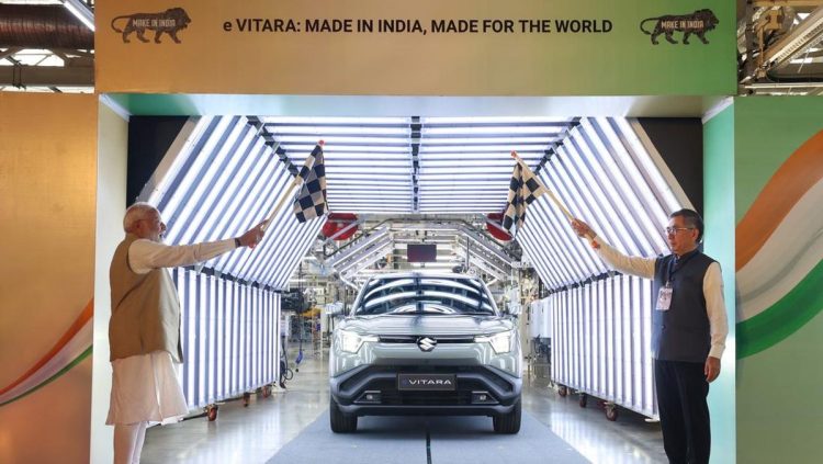 Produksi Mobil Listrik Pertama e Vitara di India Dimulai oleh Suzuki