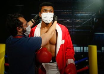 Petinju Juara Dunia dari AS Ingin Menjadi WNI dengan Syarat Unik