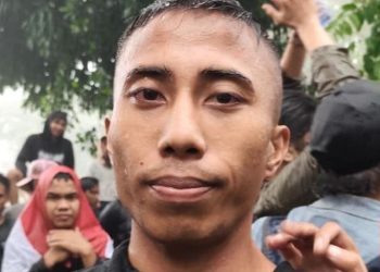 Pria Mengaku TNI Diduga Provokasi Massa dalam Aksi Penyerangan DPRD Sumut