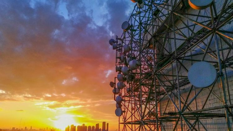 Asosiasi Menyuarakan Keluhan Tarif Regulasi Operator Seluler Tinggi