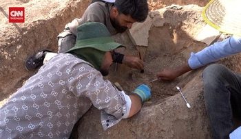 Air Surut Mengungkap Situs Pemakaman Kuno Seleukia di Irak