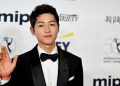Song Joong-ki Kembali Berakting di Drama Romantis Setelah 9 Tahun dengan My Youth