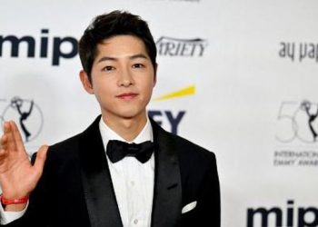 Song Joong-ki Kembali Berakting di Drama Romantis Setelah 9 Tahun dengan My Youth