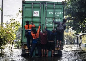 Satgas Khusus Pompanisasi Didirikan BNPB untuk Atasi Banjir di Semarang