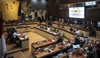 Pemangkasan Dana Daerah, Komisi II DPR Serukan Pemda untuk Hemat Anggaran