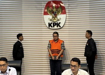 KPK Menahan Mantan Dirut PGN Dalam Kasus Jual Beli Gas