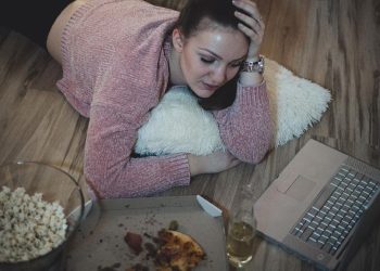 7 Makanan Tersembunyi yang Dapat Menyebabkan Stres