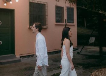 Perempuan Lebih Memilih Menjomblo daripada Berbeda Pandangan Politik