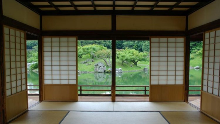 Rumah Warisan Leluhur 200 Tahun Berubah Menjadi Penginapan Ikonik dan Mewah