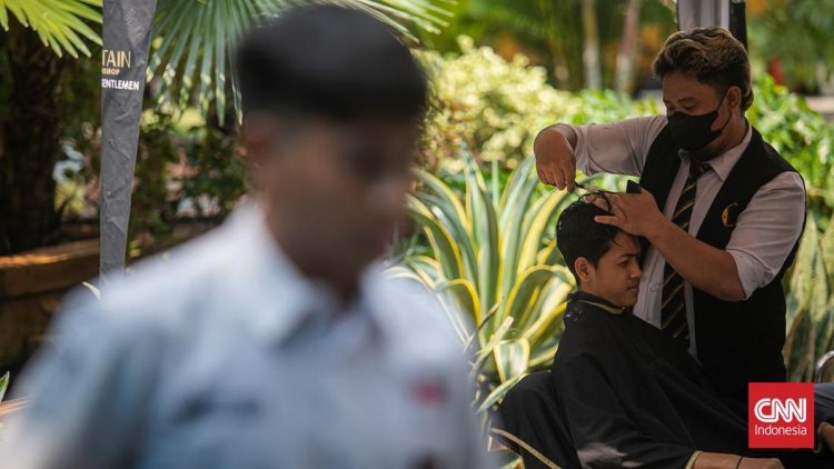 Kepsek Tampar Siswa Merokok Tak Jadi Dipecat, Berujung Damai