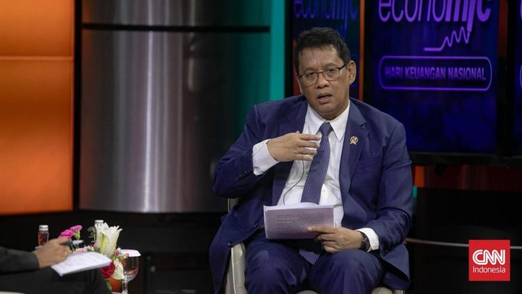 Purbaya Akan Perketat Regulasi Impor Pakaian Bekas