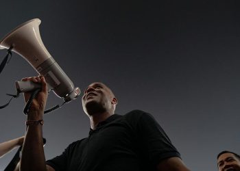 Kluivert dan Tim Sadar Target Lolos ke Piala Dunia