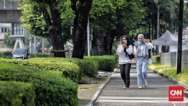 Durasi Olahraga Jalan Kaki yang Ideal untuk Menghindari Perut Buncit
