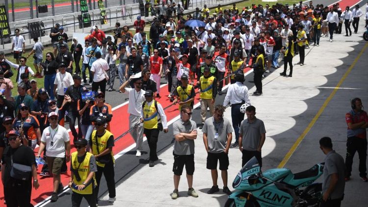 Jumlah Penonton MotoGP Mandalika 2025 Mencapai Rekor Tertinggi 140 Ribu