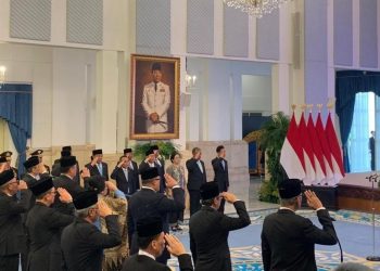 Soal Tugas Asisten Khusus Presiden: Persiapkan Data dan Susun Pidato