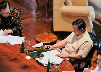 Prabowo Siapkan Keppres untuk Menyelesaikan Utang Kereta Cepat Menurut Luhut