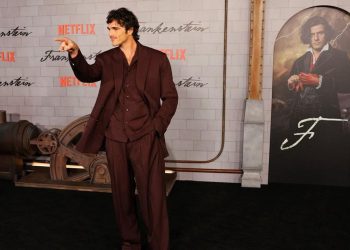 Jacob Elordi Siap Menghidupkan Kembali Frankenstein Karya Guillermo del Toro