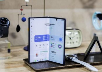 Persaingan Pasar Ponsel Lipat Semakin Ketat, Siapa yang Meraup Untung?