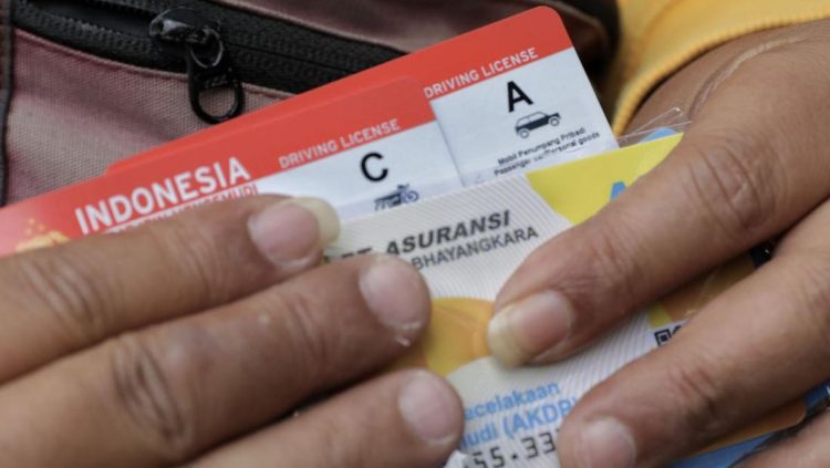 Tarif Pembuatan dan Perpanjangan SIM Oktober 2025, Waspada Terhadap Calo
