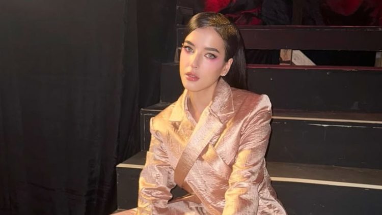 Tasya Farasya dan Desta Saksikan Atap Lapangan Padel yang Ambruk