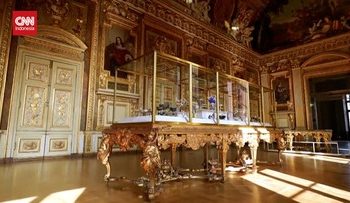 Galeri Apollon di Museum Louvre Paris yang Terkenal Sebelum Perampokan