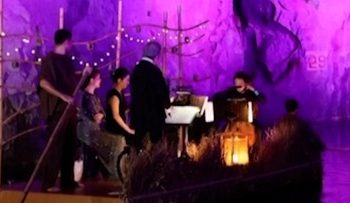 Pertunjukan Musik Klasik di Terowongan Perang Taiwan