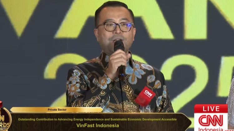 VinFast Raih 2 Penghargaan di CNN Indonesia Awards 2025