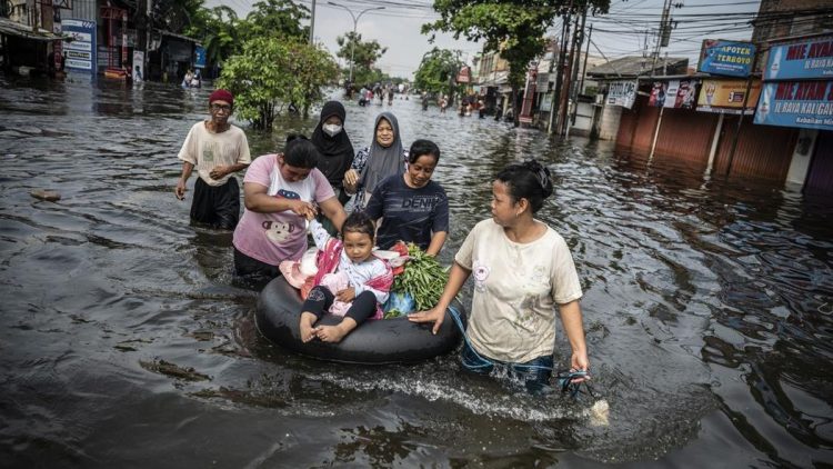 Banjir Sepekan, 16 Kelurahan di Semarang Masih Terendam Air